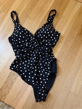 & Other StoriesBlack Polka Dot Twist-Front One-Piece Swimsuit size 10 NWT